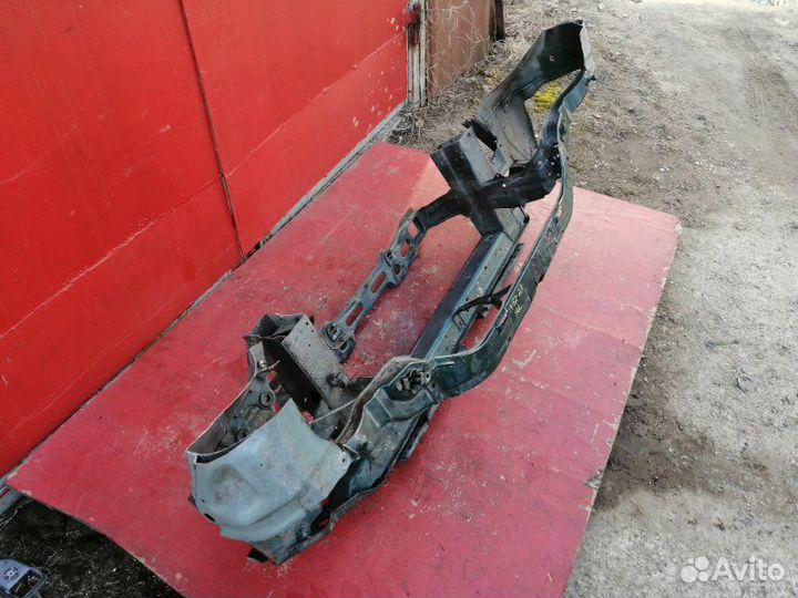 Телевизор Mercedes-Benz E-Class W210 M111942 2000