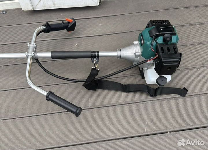 Триммер бензиновый makita