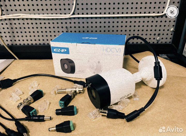 Видеокамера AHD/TVI/CVI/cvbs EZ-IP EZ-IP EZ-HAC-B1