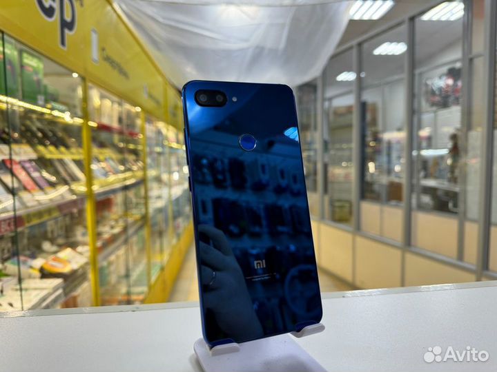 Xiaomi Mi 8 Lite, 4/64 ГБ