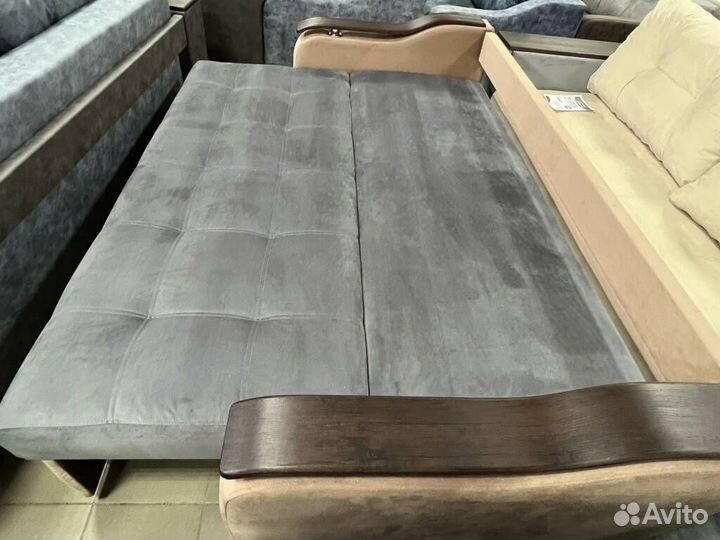 Диван Мадрид