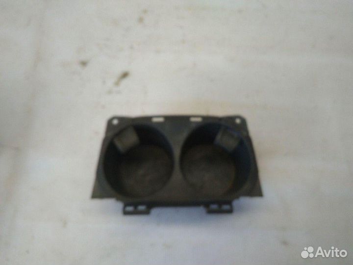 Подстаканник Toyota RAV4