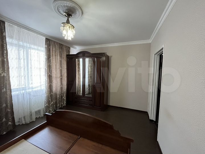2-к. квартира, 53 м², 1/9 эт.