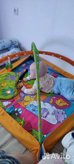 Развивающий коврик tiny lave