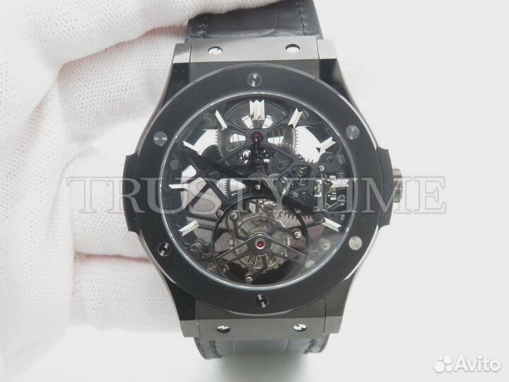 Часы Hublot Classic Fusion Tourbillon 45mm 505.CM.0140.LR