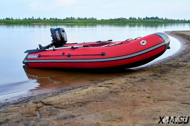 Лодка красно-черная mishimo PRO 315