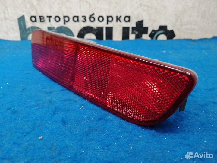 Птф заднего бампера левая 8337A111 Mitsubishi