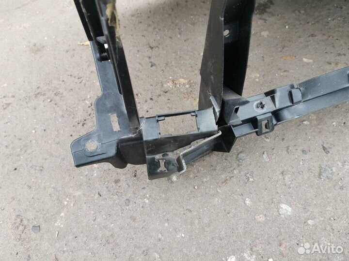 Торпеда в сборе для Ford Focus 3