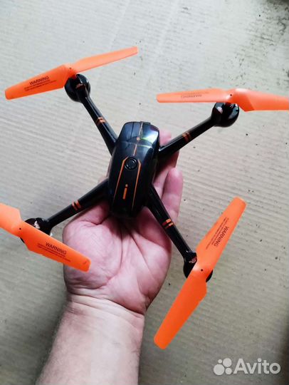 Квадрокоптер детский