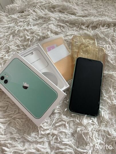 iPhone 11, 64 ГБ