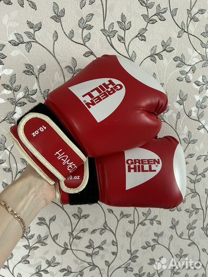 Боксерские перчатки 10 oz