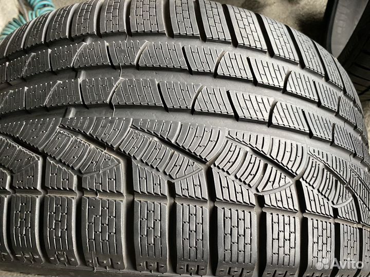 Pirelli Winter Sottozero 240 Serie II 285/35 R20 104V