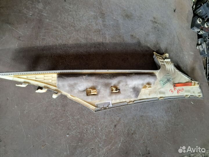 Обшивка стойки задний Audi A6 C6