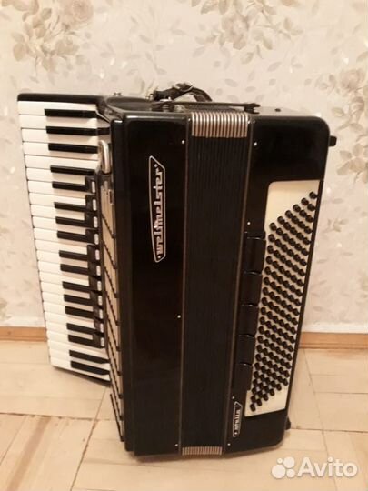 Продаю аккордеон weltmeister, полный