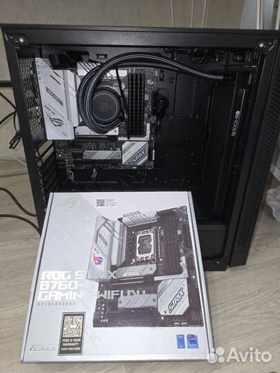 Asus ROG strix B760-G (DDR4)