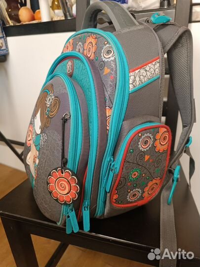 Рюкзак школьный для девочки бу