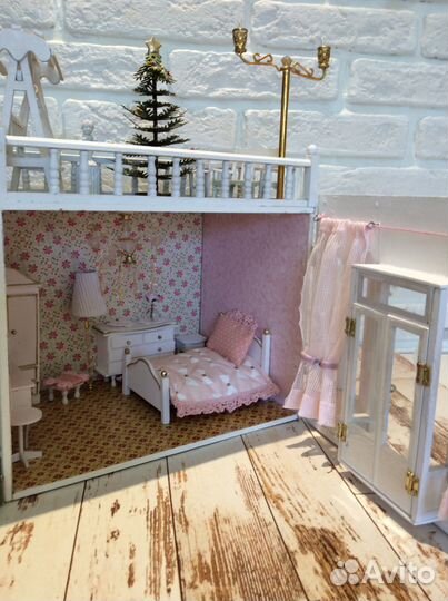 Интерьерный домик-миниатюра