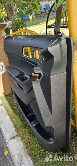 Дверная карта водительской двери Ford Explorer 5