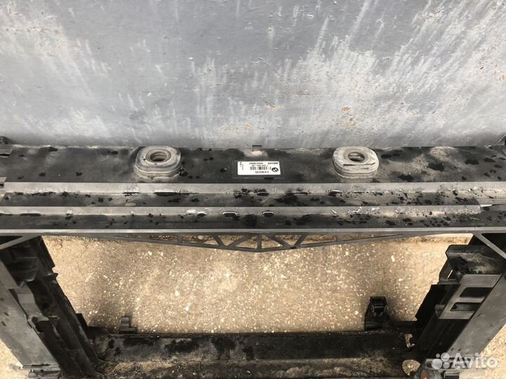 Рамка радиатора BMW 7 F01 F02 N63