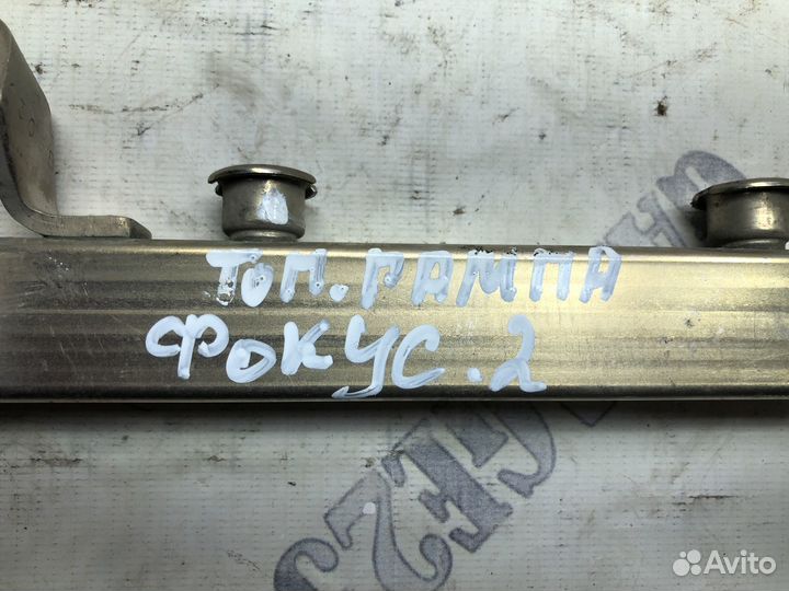 Рампа топливная Ford Focus 2