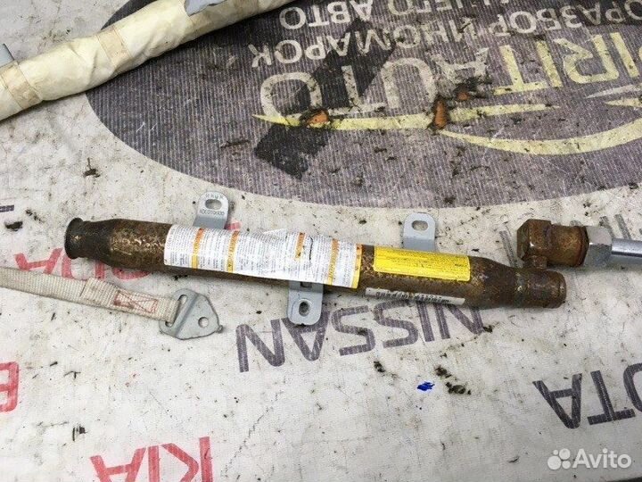 Шторка безопасности правая Suzuki Grand Vitara 2