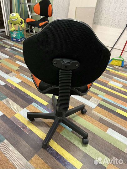 Компьютерный стул