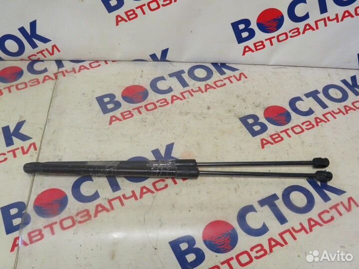 Амортизатор задней двери левоправо volkswagen polo