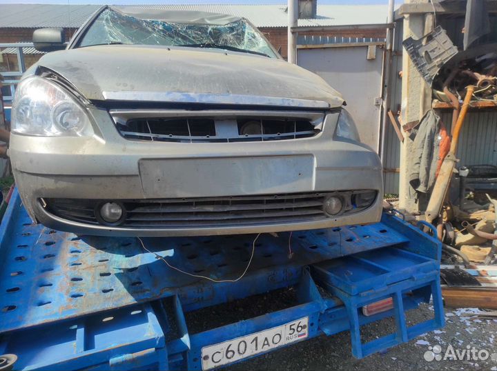 На разбор LADA Priora 2011