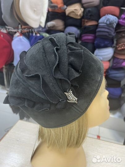 Шапка из замши новая