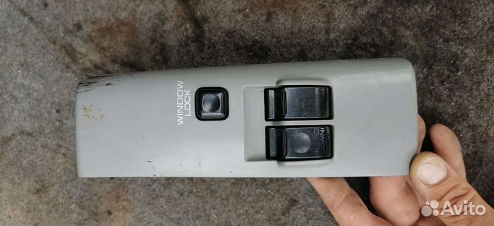 Блок управления стеклоподъёмниками Mitsubishi Spac