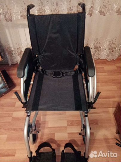 Коляска инвалидная новая