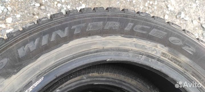 Dunlop SP Winter Ice 02 205/60 R16