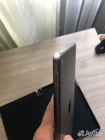 iPad 5 (128 гб)