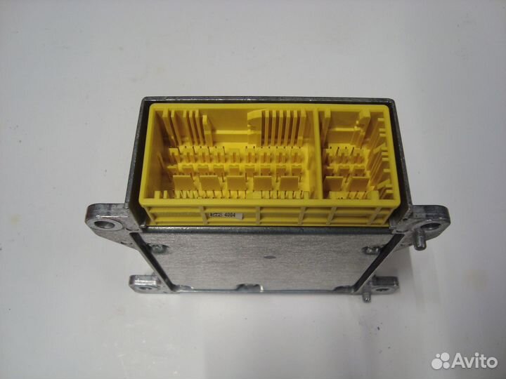 Блок SRS W204 M271 A2049012704