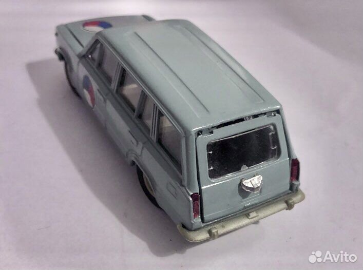 Модель Ваз 2102 1/43 редкая без хрома