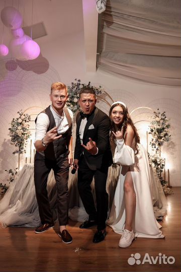 Ведущий тамада