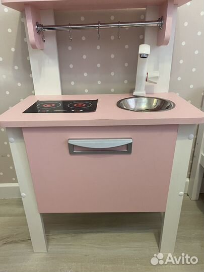 Детская деревянная кухня