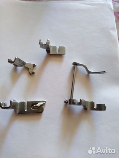 Лапки,шпульки для швейной машины