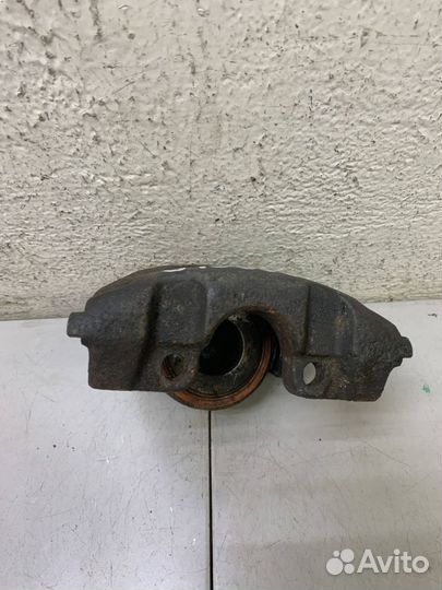 Суппорт передний левый Mercedes W163 ML