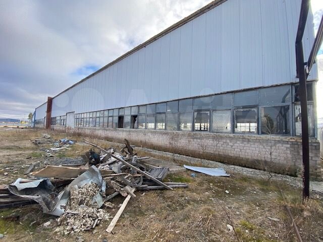 Здание, 4000 м²