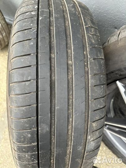 Michelin Pilot Sport 4 225/60 R18