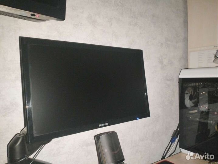 Монитор samsung