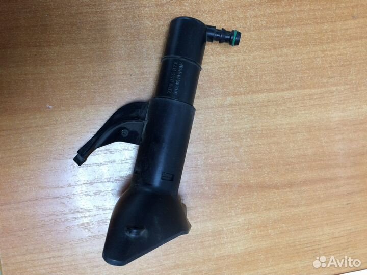 VW touareg 11-14 RH Омыватель фары Правый (R)