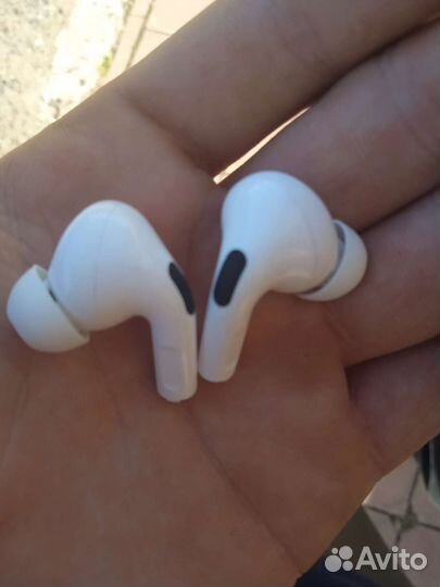 Apple airpods pro