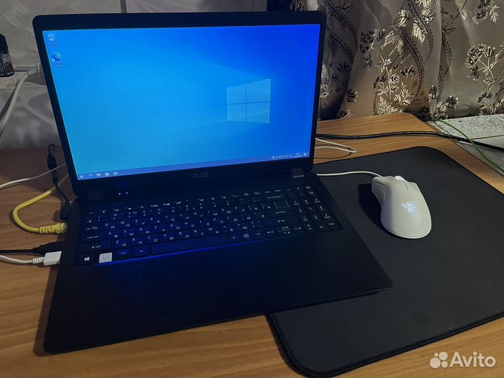 Ноутбук Acer aspire 3