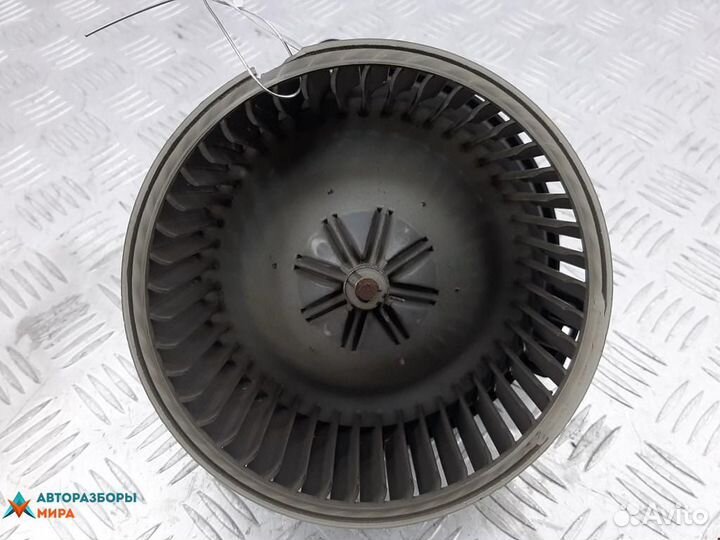 Моторчик печки Volvo S40 рест. 2004 30850075