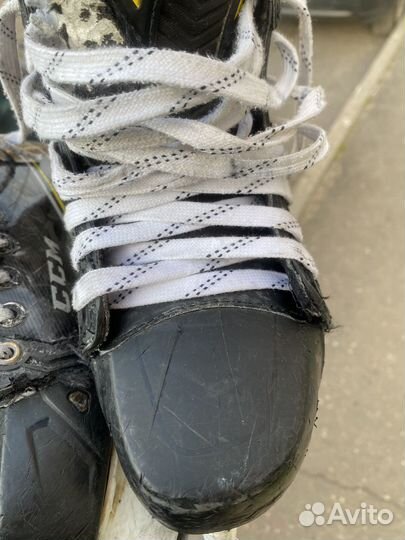 Хоккейные коньки ccm super tack