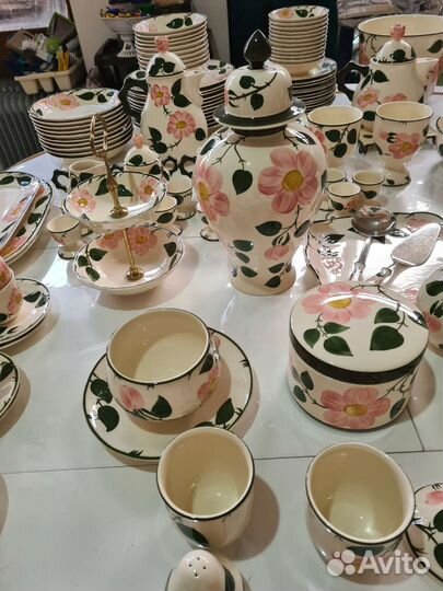 Набор столовой посуды,чайный +кофейный