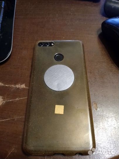 Телефон huawei y9 (2018)