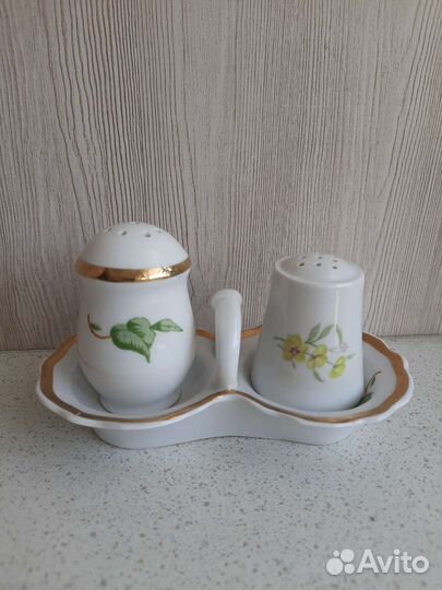 Набор для специй: перечница,солянка, подставка